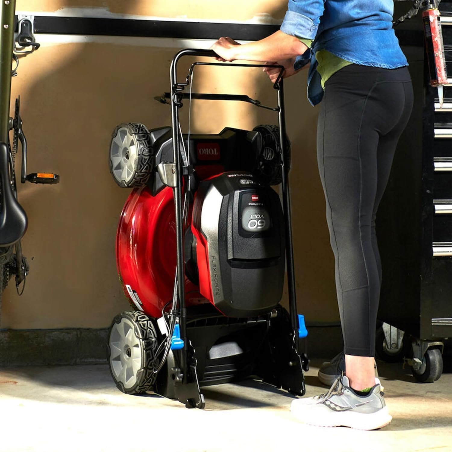 toro super recycler 21″ 60v battery personal pace mower toro super recycler 21″ 60v battery personal pace mower